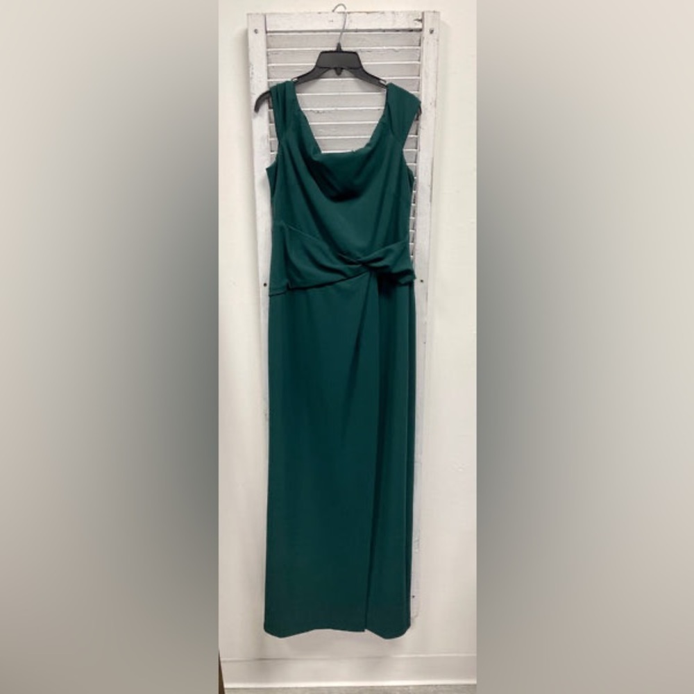 Lauren Ralph Lauren Emerald Green Evening Dress